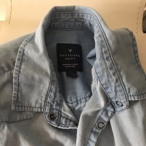 American eagle boyfriend chambray shirt